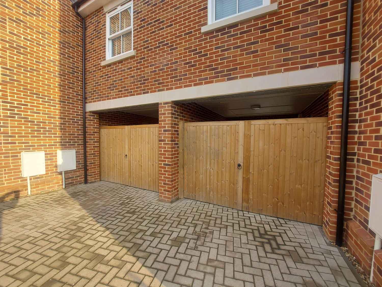 Roller-Garage-Doors-Bury-St-Edmunds-1.jpg