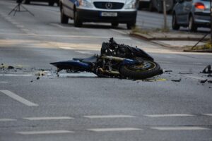 motorcycle-1041070_1920.jpg